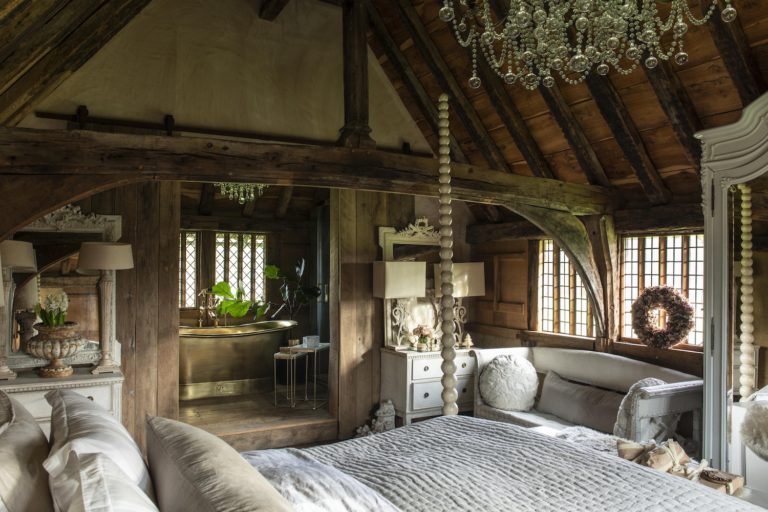 23.-Master-Bedroom-03-768×512